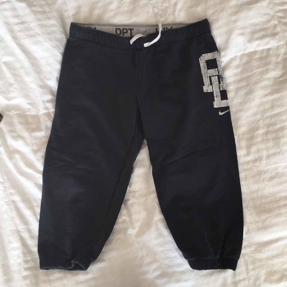 Nike Sweat Pant Capris